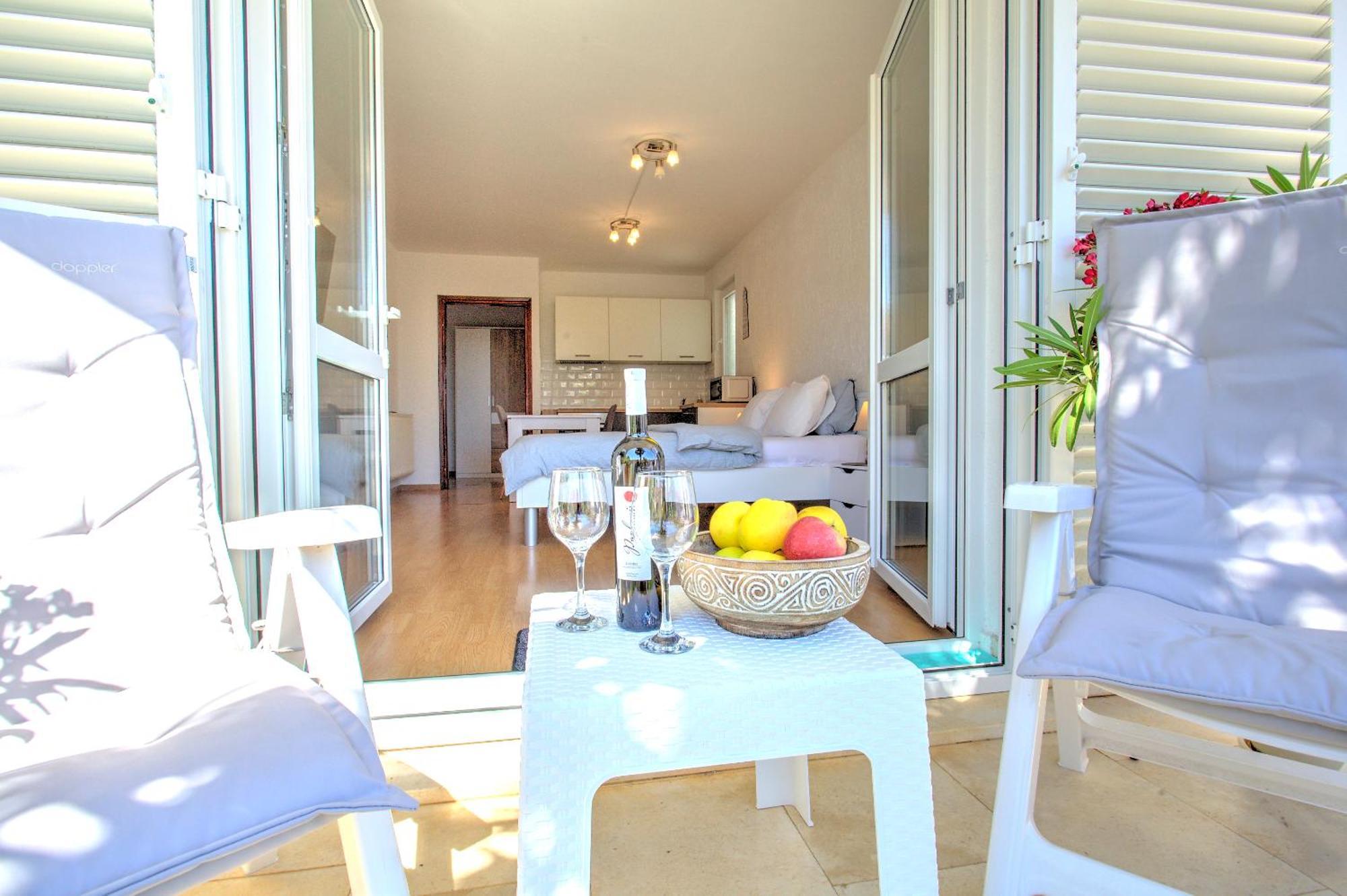 Anmarie Apartments Crikvenica Exterior photo